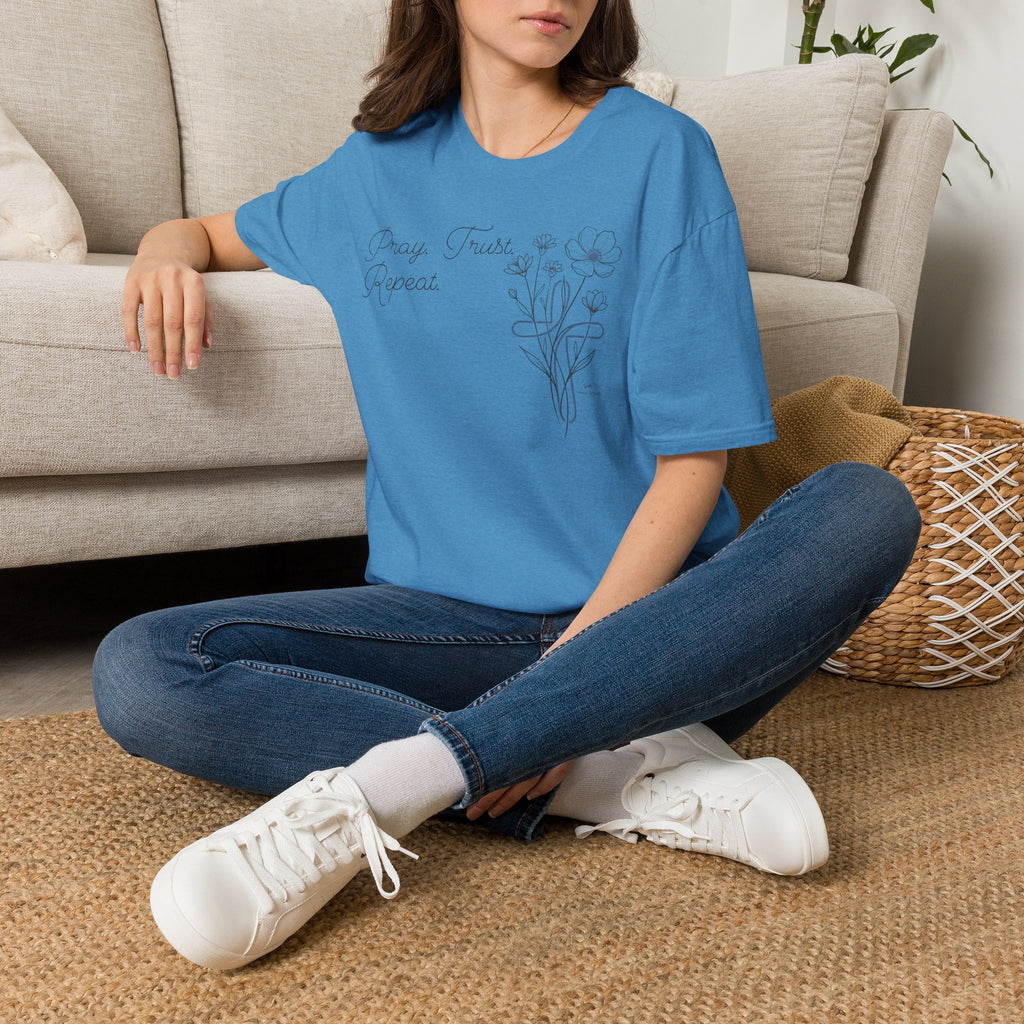 Pray Trust Repeat Cursive 2 line Flower Blue Cross - T-Shirt